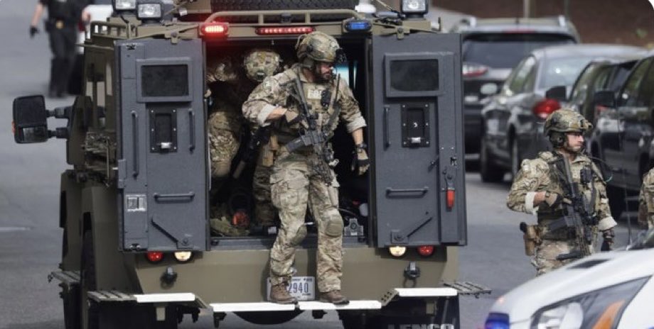 Washington DC : At least three men & one juvenile female have been injured after a gunman opened fire near a college. The 23 year-old suspect in shooting near Washington school found dead in an apartment close to the scene 