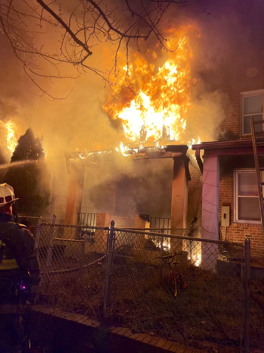 Great work by DC firefighters to save lives and stop the spread of this fire. The crews used multiple hose lines in 3 row homes and simultaneously conducted evacuations keeping this early morning fire from having tragic consequences