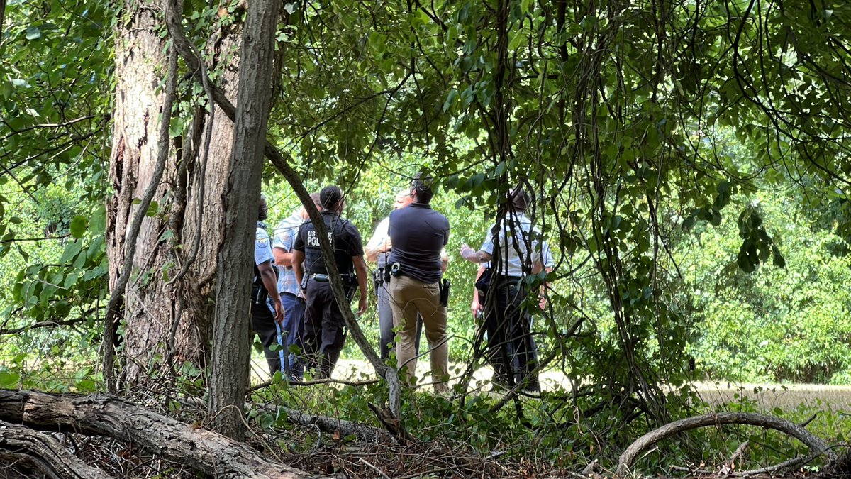 WOMAN FATALLY SHOT: Fort Dupont Park, 3300 block of Fort Dupont Drive SE in DC  female shot and  pronounced dead inside of the park