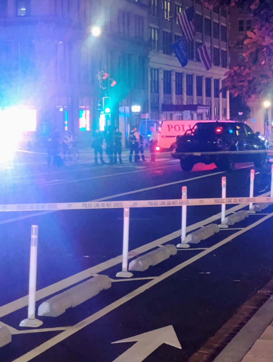 SHOOTING DOWNTOWN DC: 11th and G St. N.W. @DCPoliceDept and @SecretService on scene of a shooting. Initial reports of two individuals with gunshot wound injuries. Severity of injuries unknown. Working on more details and full confirmation of total injured. 