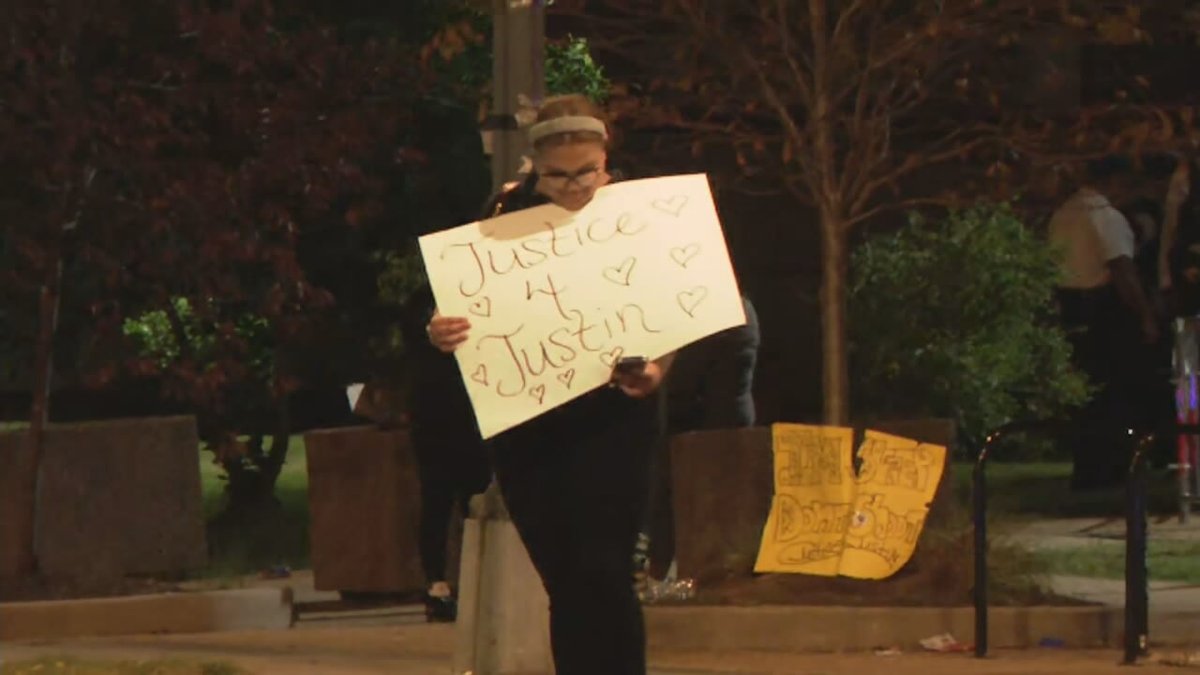 Police said seven people were arrested after a protest in SE D.C. turned violent.A crowd was gathered to honor Justin Robinson, who was killed during a Sept. 1 officer-involved shooting