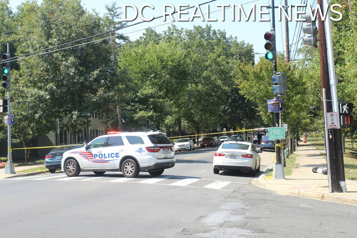 Unfortunately this is back to back daytime homicide shootings for D.C.  Homicide SHOOTING: 3700 Bl. of Alabama Ave. S.E. @DCPoliceDept on scene investigating a shooting with an adult male pronounced dead on scene from gunshot wound injuries