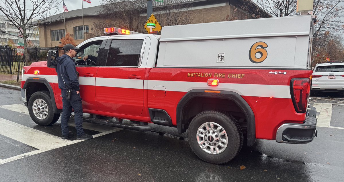 Box Alarm 600 block 10th St NE. Basement kitchen fire extinguished. No extension above in 3 story structure. 1 civilian being transported for evaluation. Air Unit requested. Incident under control. No displacements. DC firefighters