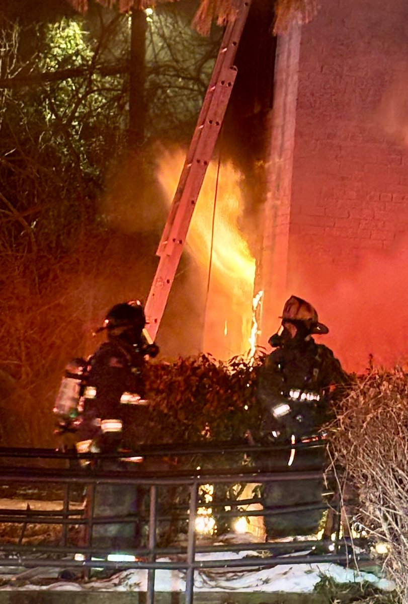 Working Fire 500 block 32nd St SE. 1 adult female transported to hospital for further evaluation. Request @RedCrossNCGC for 1 displacement. Salt truck requested for icy conditions. Firefighters battled this blaze in 10 degree temperature. DC firefighters