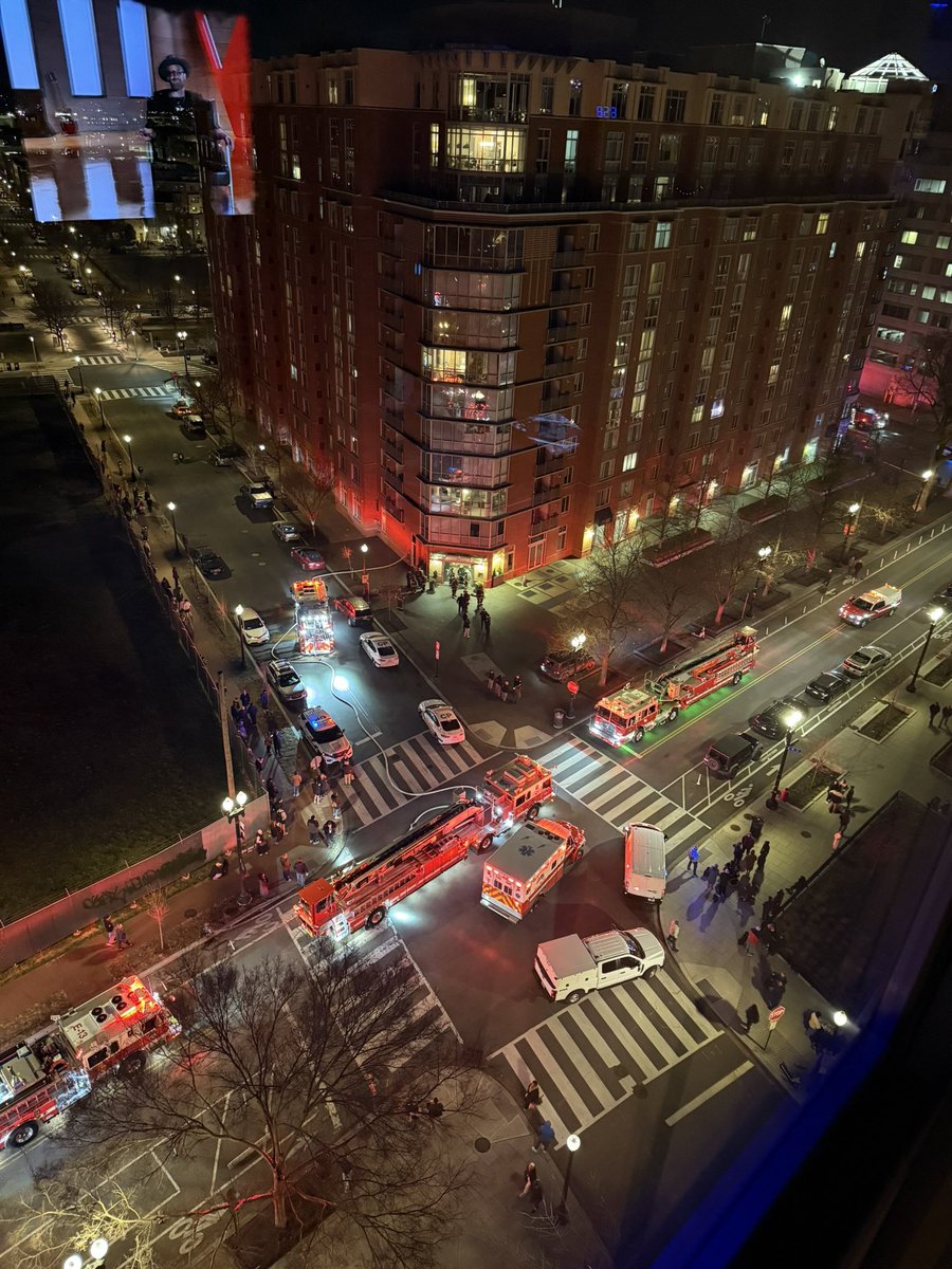 Hazardous material investigation underway in the 1000 block of New Jersey Ave SE in Navy Yard DC. Initially reported as a fire alarm, then @dcfireems upgraded the assignment.Something big going on at building NJ Ave & K SE.  