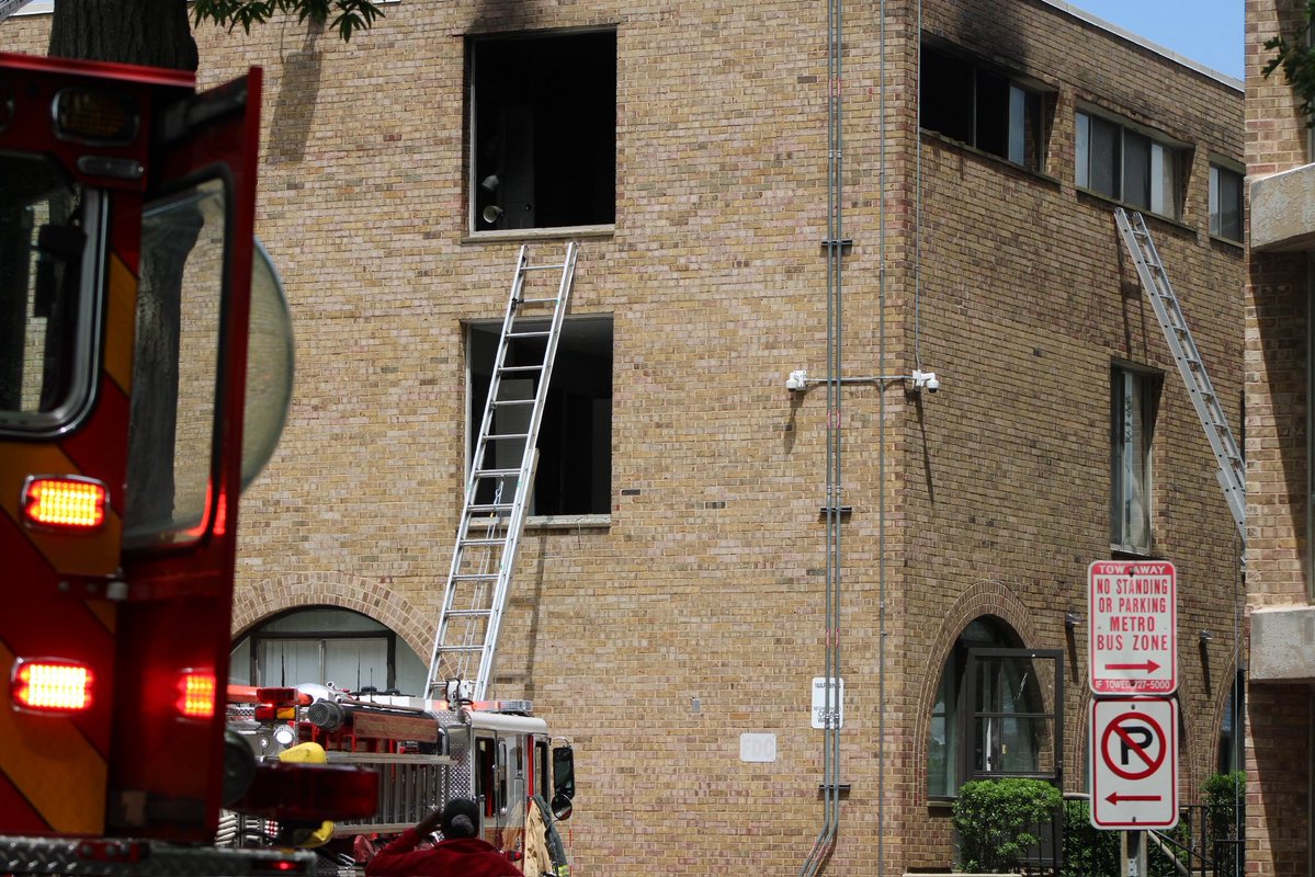 Box Alarm at 1400 block 4th St South-West Fire has erupted on the second floor of a three-story, end-of-row occupied structure. The fire is currently under control, and no injuries have been reported. The number of displacements is being assessed.