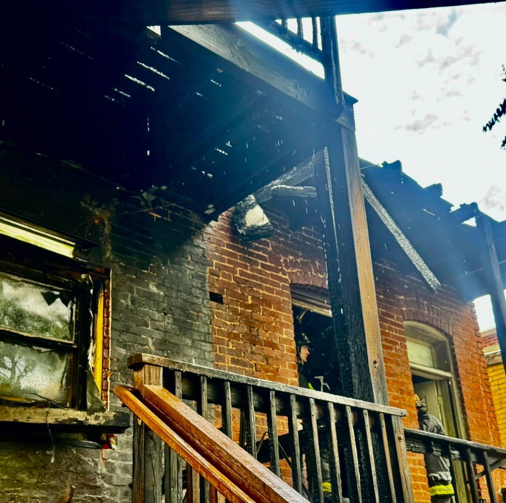 Working Fire 1400 block Newton St NW. Fire under control. No reported injuries. Fire involved rear deck extended to 2nd floor & roofline of fire building and deck of adjacent dwelling. Fire investigators on scene. Checking for displacements. DC firefighters