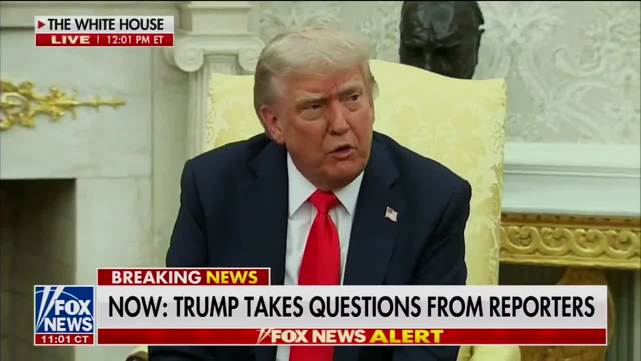 טראמפ על אילון מאסק: ראית אדם שהיה מאוד מאושר כשהוא עמד מאחורי שולחן הסגלגל. אפילו עם עין שחורה. שאלתי אותו, 'אתה רוצה קצת איפור' הוא אמר, 'לא, אני לא חושב כך', וזה מעניין. לאילון ולי הייתה מערכת יחסים נהדרת. אני לא יודע אם יהיה לנו יותר.