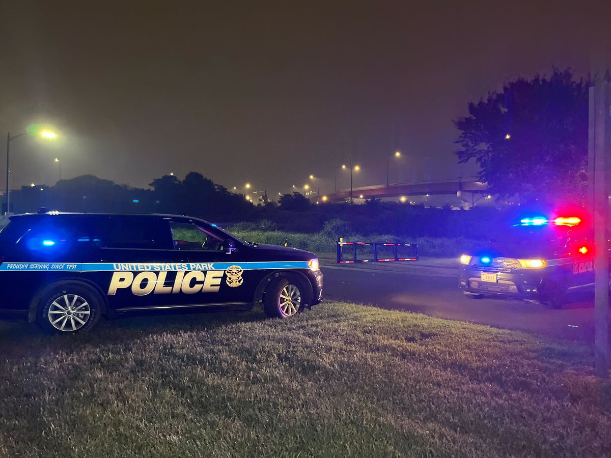 Woman shot at Anacostia Park near the swimming pool on the 1800 block of Anacostia Dr SE at 9:10pm. She was taken to the hospital by medevac and is unconscious but breathing. USPP is handling the investigation