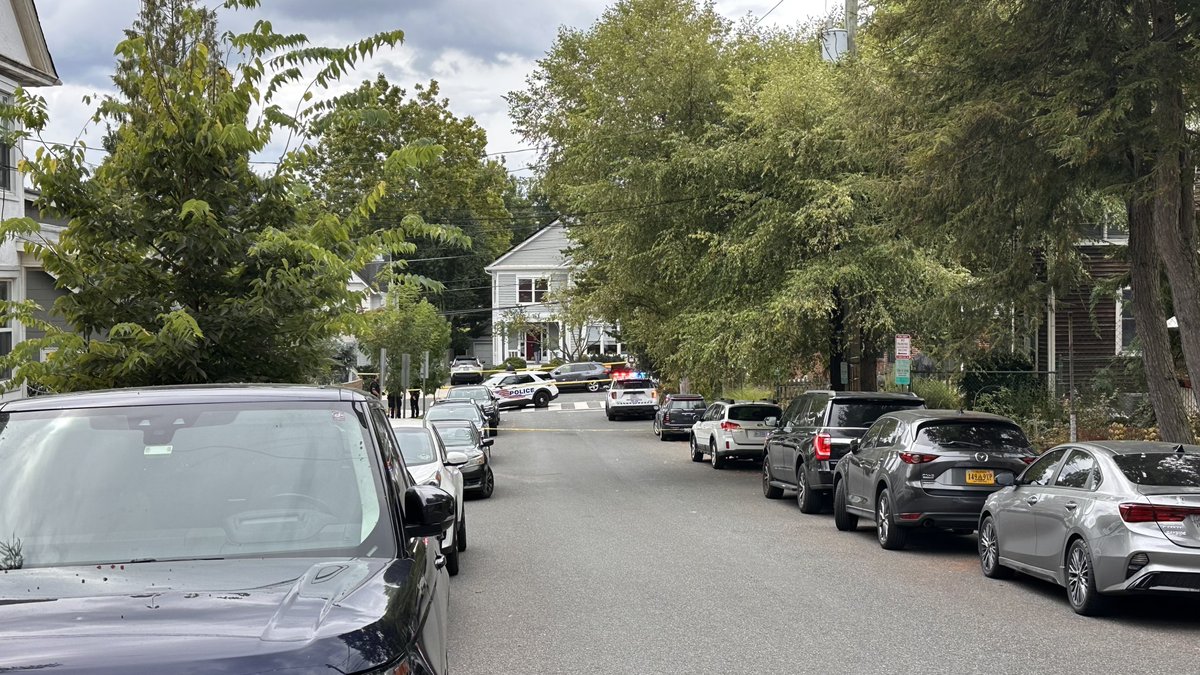 Police-involved shooting investigation underway on Sherier Place NW in the Palisades neighborhood of Washington DC. Both DC Police & US Secret Service on scene
