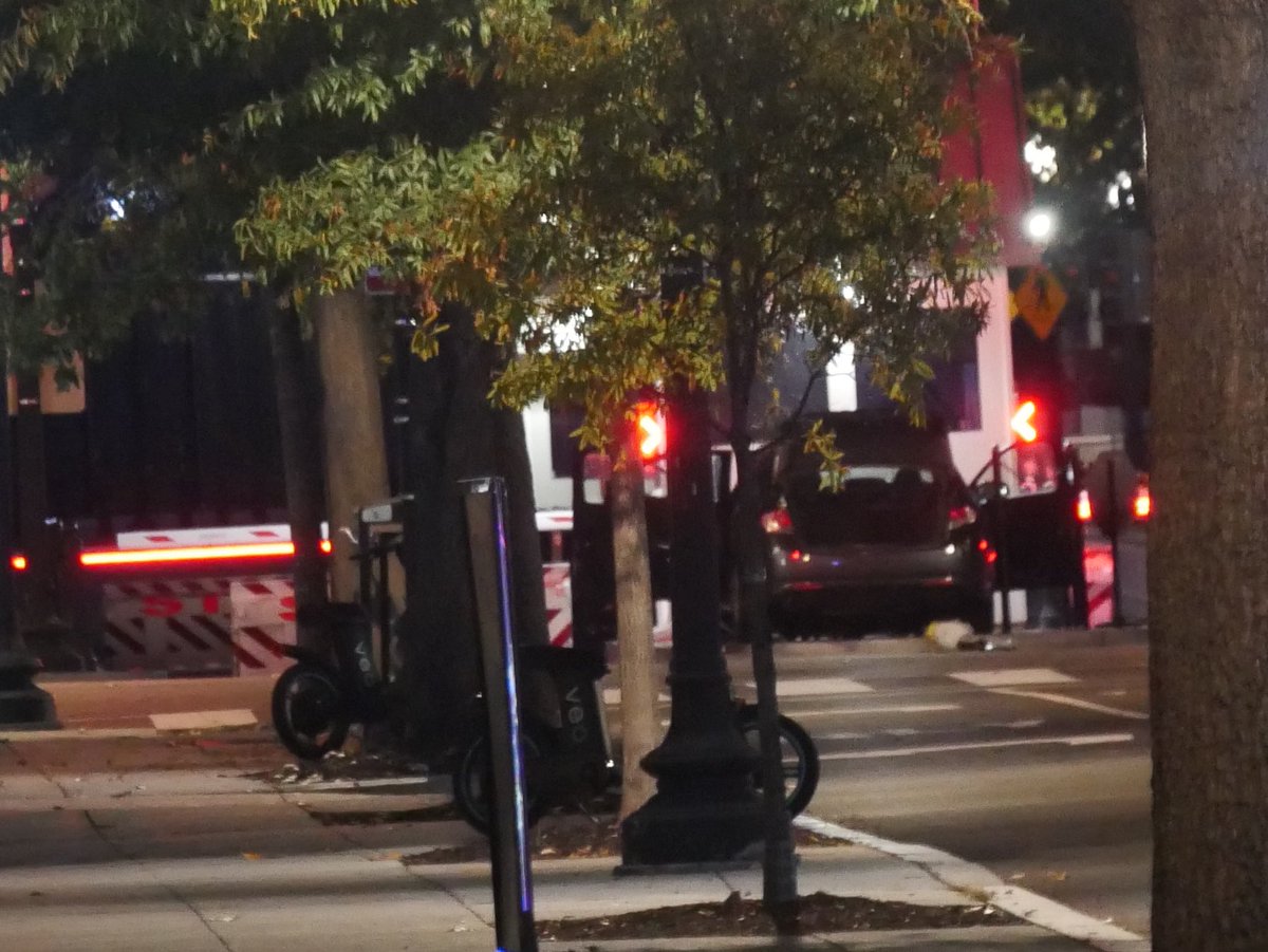 Individual drove his vehicle into the Secret Service vehicle gate located at 17th and E St, NW, DC.The individual was immediately arrested by U.S. Secret Service UniformedLots of US Secret Service near the White House  