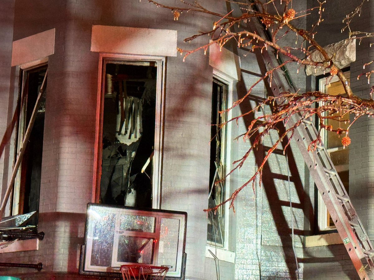 Working Fire 700 block G St SE. Civilian transported in life threatening condition was adult female. 1 firefighter being transported non life threatening injury & 2nd firefighter being evaluated. Fire confined to 1st floor & under control. DC firefighters