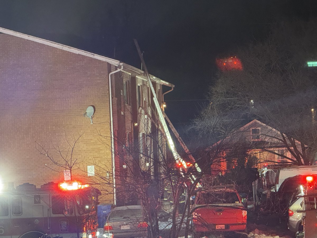 FATAL FIRE: DC Fire and EMS confirm the victim rescued from an apartment fire in the 100 block of Yuma St SE has died from their injuries. Investigation ongoing. 