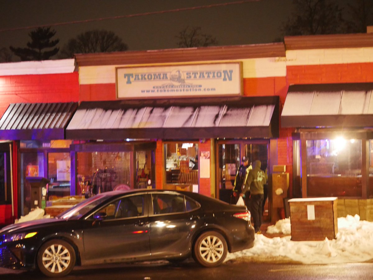 DC Police are investigating a stabbing on the 6900 block of Fourth Street NW in Takoma DC.An adult male was stabbed and last reported still conscious. The suspect is believed to have fled on foot