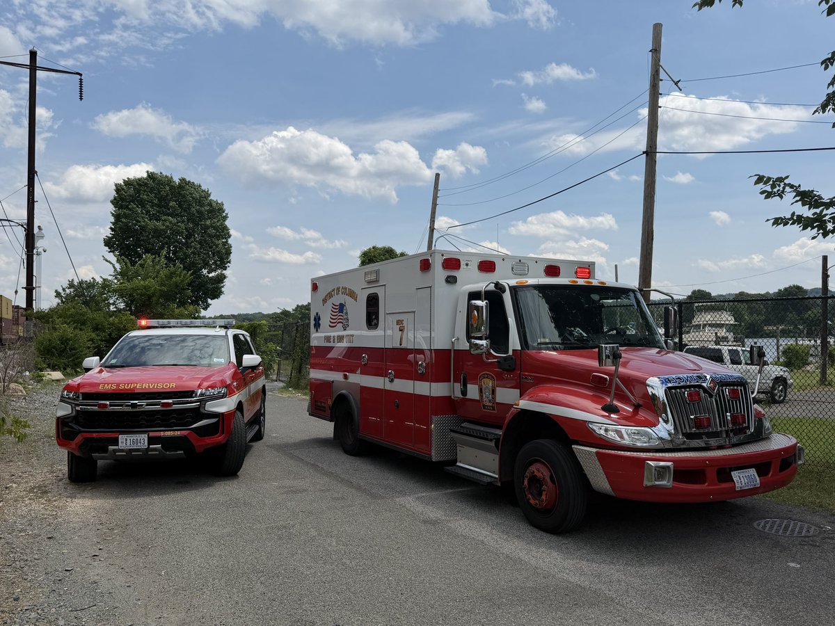 Water Rescue: 1900 Block of M Street SE. @dcfireems and @DCPoliceDept rescued one adult female from the Anacostia River…conscious and breathing…patient transported in non-serious/non-life threatening condition. 
