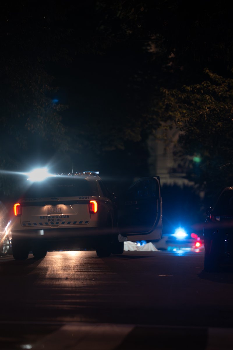 DC Police have discovered a body in the middle of the road near the National Cathedral in the Cleveland Park neighborhood. At the moment, it appears to be a death investigation rather than foul play